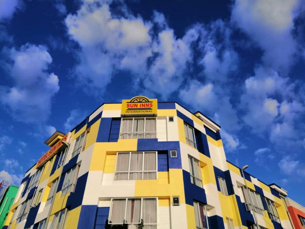 Sun Inns Hotel Meru Raya Chemor Exterior foto