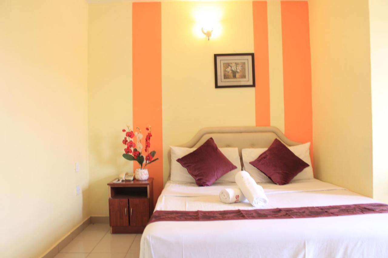 Sun Inns Hotel Meru Raya Chemor Exterior foto