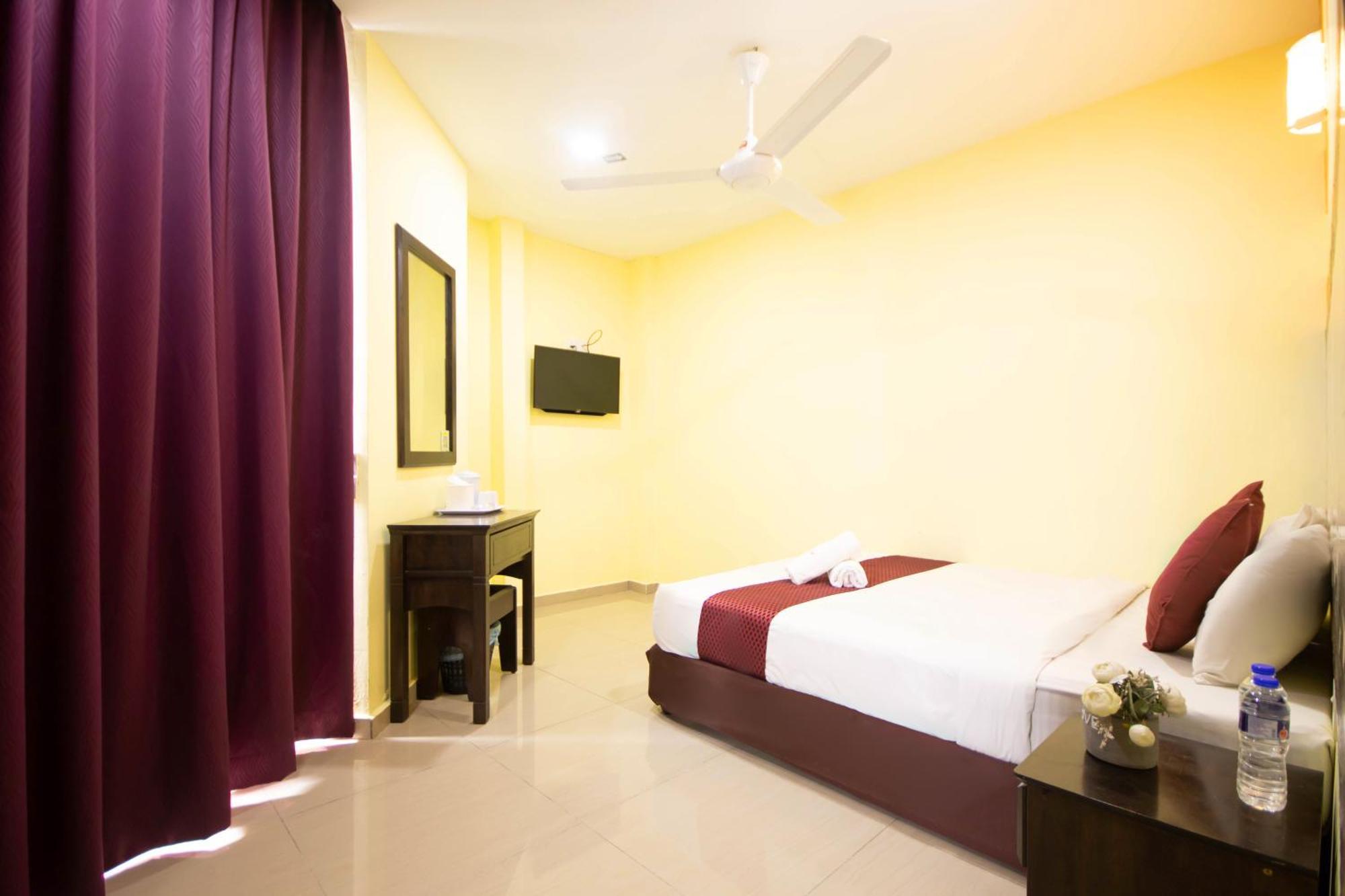 Sun Inns Hotel Meru Raya Chemor Exterior foto